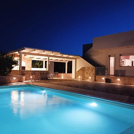 Malia Holiday Villa كونفيرسانو المظهر الخارجي الصورة