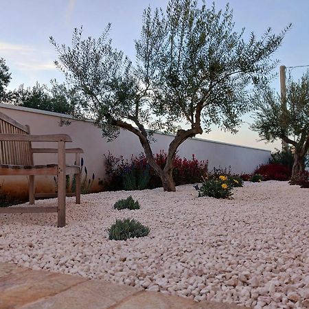 Malia Holiday Villa كونفيرسانو المظهر الخارجي الصورة