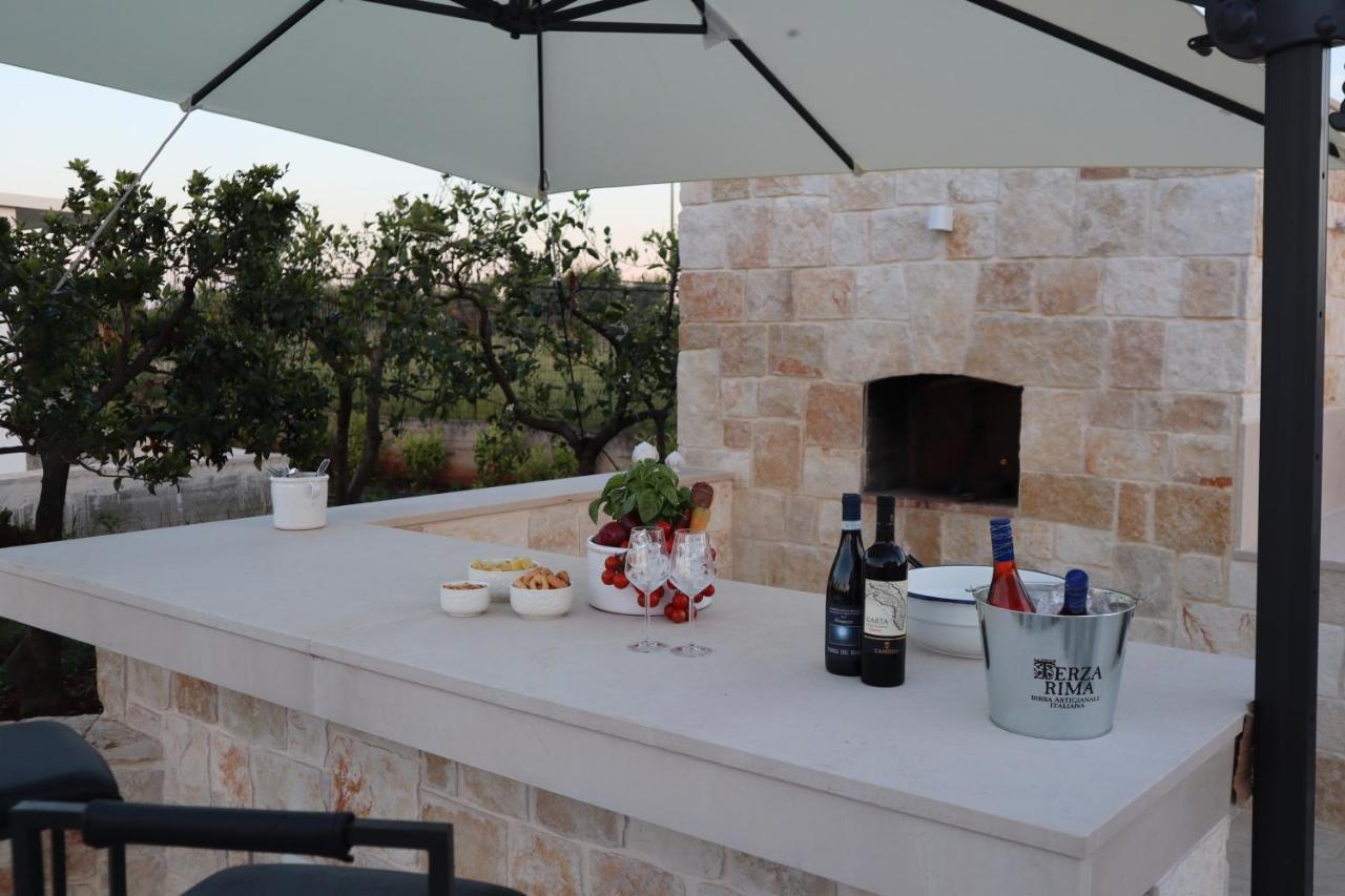 Malia Holiday Villa كونفيرسانو المظهر الخارجي الصورة
